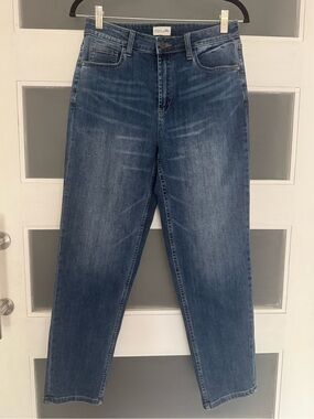 Hint of Blu Jeans
